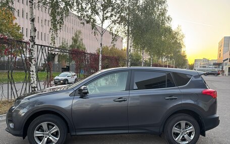 Toyota RAV4, 2015 год, 1 760 000 рублей, 6 фотография