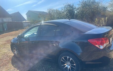 Chevrolet Cruze II, 2012 год, 750 000 рублей, 3 фотография