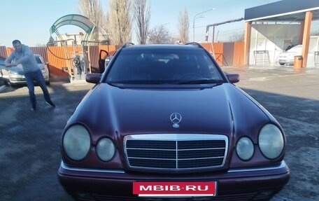 Mercedes-Benz E-Класс, 1997 год, 750 000 рублей, 4 фотография