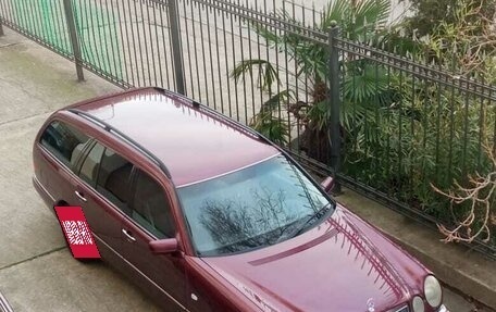 Mercedes-Benz E-Класс, 1997 год, 750 000 рублей, 2 фотография