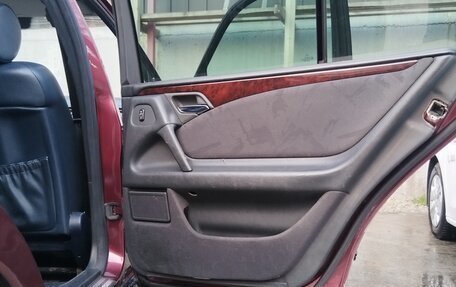 Mercedes-Benz E-Класс, 1997 год, 750 000 рублей, 13 фотография