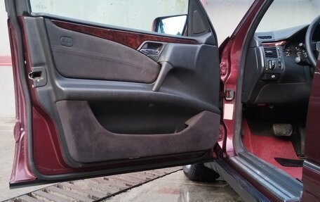 Mercedes-Benz E-Класс, 1997 год, 750 000 рублей, 17 фотография