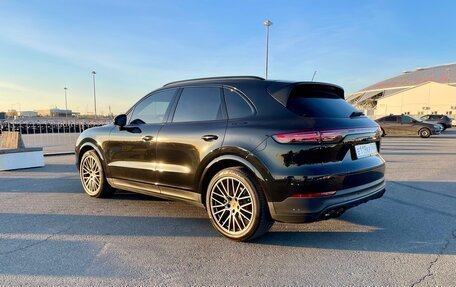 Porsche Cayenne III, 2022 год, 12 000 000 рублей, 5 фотография