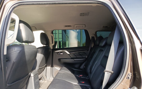 Mitsubishi Pajero Sport III рестайлинг, 2018 год, 2 850 000 рублей, 1 фотография