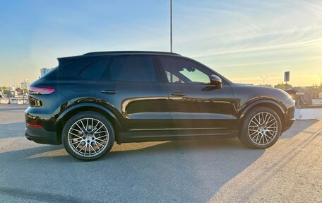 Porsche Cayenne III, 2022 год, 12 000 000 рублей, 8 фотография