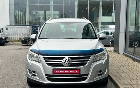 Volkswagen Tiguan I, 2010 год, 885 000 рублей, 1 фотография