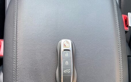 Porsche Cayenne III, 2022 год, 12 000 000 рублей, 28 фотография