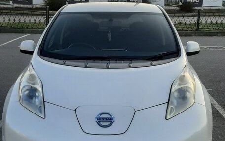 Nissan Leaf I, 2012 год, 499 000 рублей, 2 фотография