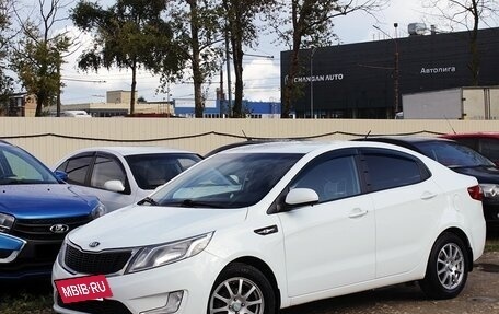 KIA Rio III рестайлинг, 2013 год, 775 000 рублей, 3 фотография