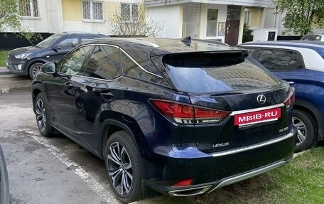 Lexus RX IV рестайлинг, 2021 год, 6 300 000 рублей, 3 фотография