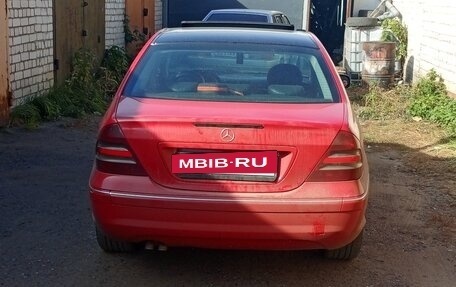 Mercedes-Benz C-Класс, 2004 год, 550 000 рублей, 4 фотография