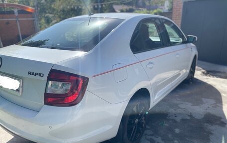 Skoda Rapid I, 2015 год, 1 000 000 рублей, 4 фотография