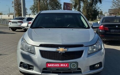 Chevrolet Cruze II, 2011 год, 649 900 рублей, 2 фотография