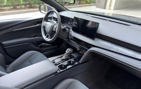 Toyota Camry, 2025 год, 4 900 000 рублей, 8 фотография