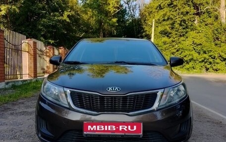 KIA Rio III рестайлинг, 2014 год, 900 000 рублей, 1 фотография