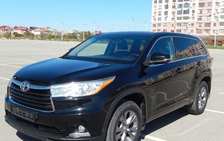 Toyota Highlander III, 2015 год, 2 450 000 рублей, 3 фотография