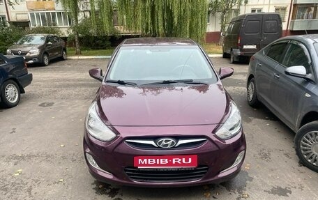 Hyundai Solaris II рестайлинг, 2012 год, 875 000 рублей, 3 фотография