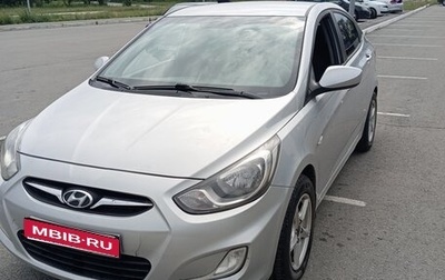 Hyundai Solaris II рестайлинг, 2011 год, 610 000 рублей, 1 фотография