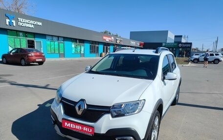 Renault Sandero II рестайлинг, 2019 год, 1 000 000 рублей, 1 фотография