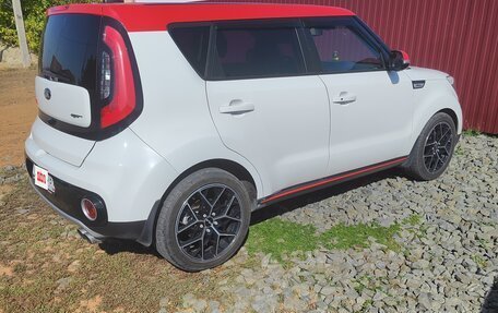 KIA Soul II рестайлинг, 2016 год, 1 700 000 рублей, 2 фотография