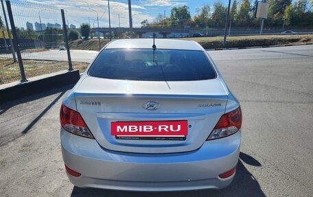 Hyundai Solaris II рестайлинг, 2012 год, 680 000 рублей, 6 фотография