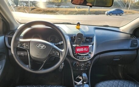 Hyundai Solaris II рестайлинг, 2012 год, 680 000 рублей, 9 фотография