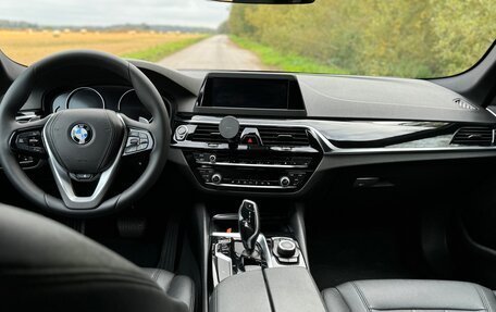 BMW 5 серия, 2018 год, 2 890 000 рублей, 16 фотография