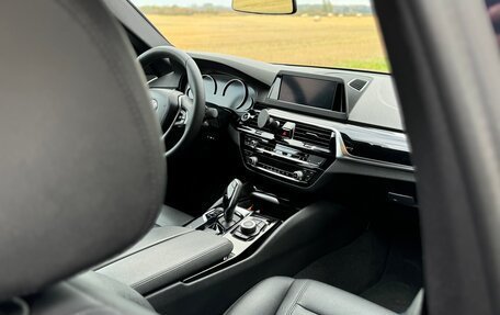 BMW 5 серия, 2018 год, 2 890 000 рублей, 18 фотография