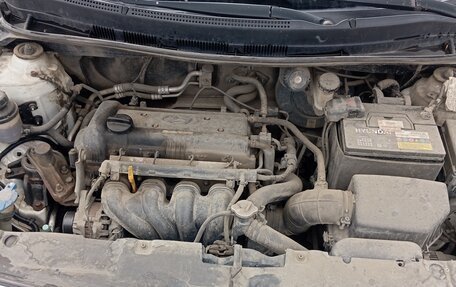 Hyundai Solaris II рестайлинг, 2011 год, 610 000 рублей, 7 фотография