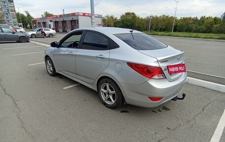 Hyundai Solaris II рестайлинг, 2011 год, 610 000 рублей, 6 фотография