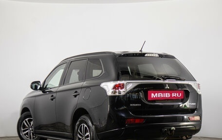 Mitsubishi Outlander III рестайлинг 3, 2013 год, 1 569 000 рублей, 5 фотография