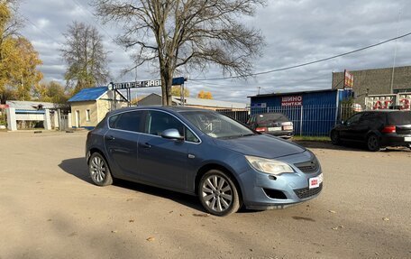 Opel Astra J, 2010 год, 615 000 рублей, 2 фотография