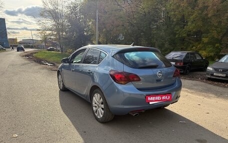 Opel Astra J, 2010 год, 615 000 рублей, 4 фотография