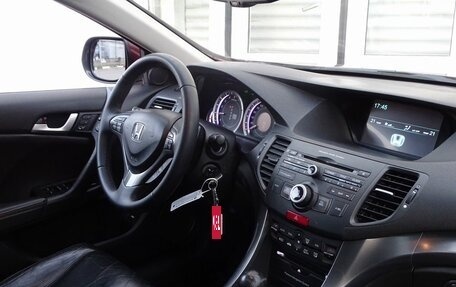 Honda Accord VIII рестайлинг, 2011 год, 1 390 000 рублей, 2 фотография