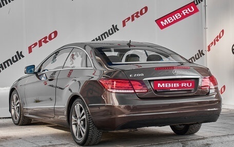 Mercedes-Benz E-Класс, 2013 год, 1 640 000 рублей, 9 фотография