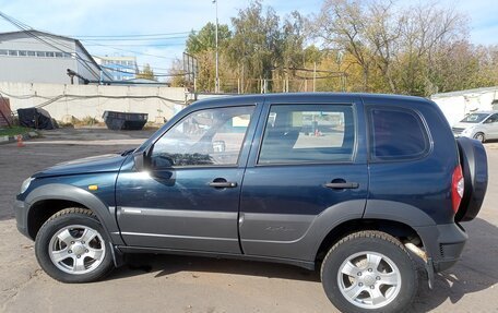 Chevrolet Niva I рестайлинг, 2010 год, 450 000 рублей, 8 фотография