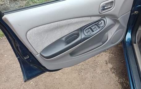 Nissan Almera, 2000 год, 230 000 рублей, 7 фотография