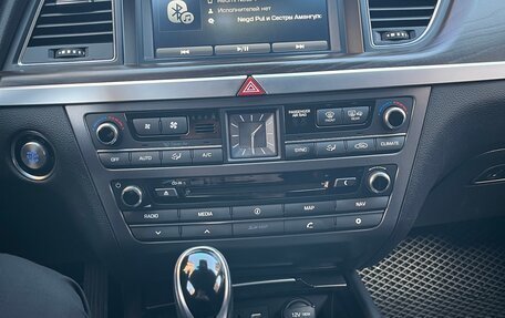 Hyundai Genesis II, 2015 год, 2 200 000 рублей, 9 фотография
