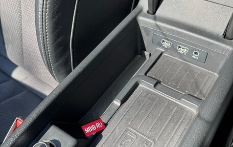 Audi A4, 2019 год, 2 467 000 рублей, 28 фотография