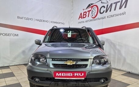 Chevrolet Niva I рестайлинг, 2017 год, 726 000 рублей, 2 фотография