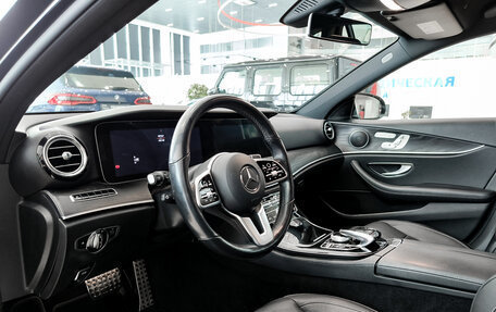 Mercedes-Benz E-Класс, 2019 год, 3 737 000 рублей, 20 фотография