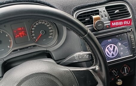 Volkswagen Polo VI (EU Market), 2012 год, 630 000 рублей, 3 фотография
