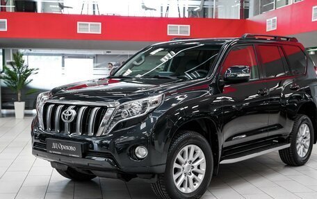 Toyota Land Cruiser Prado 150 рестайлинг 2, 2014 год, 3 049 000 рублей, 5 фотография