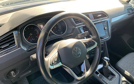 Volkswagen Tiguan II, 2020 год, 2 350 000 рублей, 21 фотография