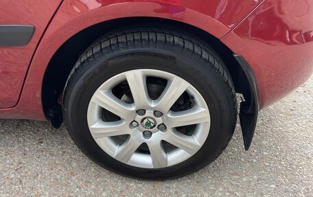Skoda Fabia II, 2009 год, 999 999 рублей, 27 фотография