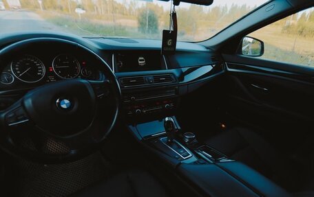 BMW 5 серия, 2011 год, 1 890 000 рублей, 4 фотография