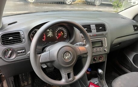 Volkswagen Polo VI (EU Market), 2015 год, 830 000 рублей, 5 фотография