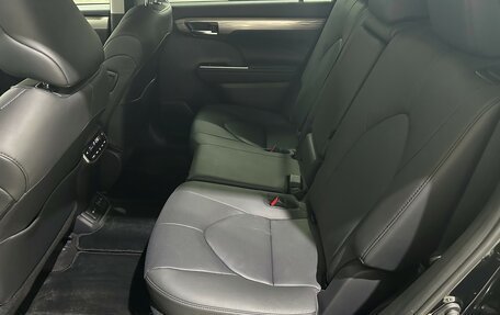Toyota Highlander, 2025 год, 6 250 000 рублей, 25 фотография