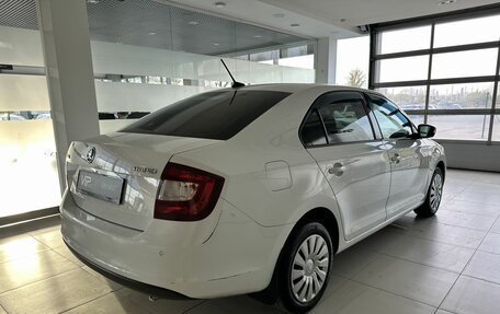 Skoda Rapid I, 2017 год, 945 000 рублей, 6 фотография