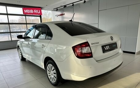 Skoda Rapid I, 2017 год, 945 000 рублей, 4 фотография